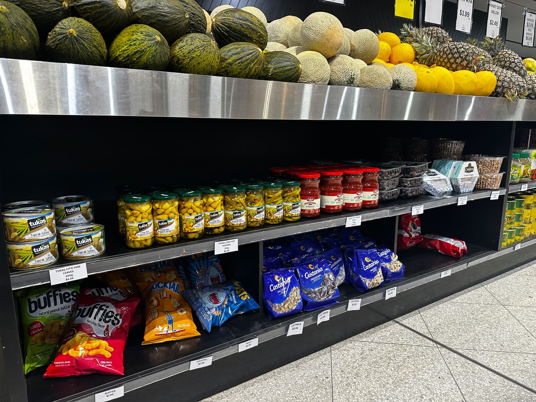 Fresh fruit display